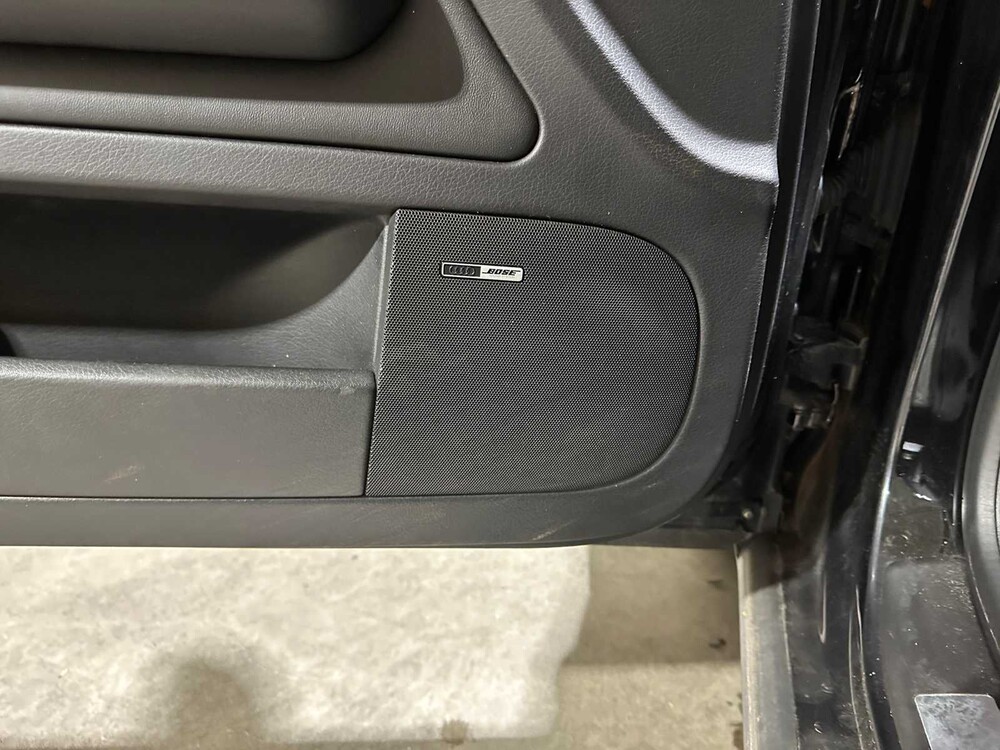 Audi S4 Avant 4.2 V8 Quattro B6 344pk 2004, 49-ZJ-ZJ