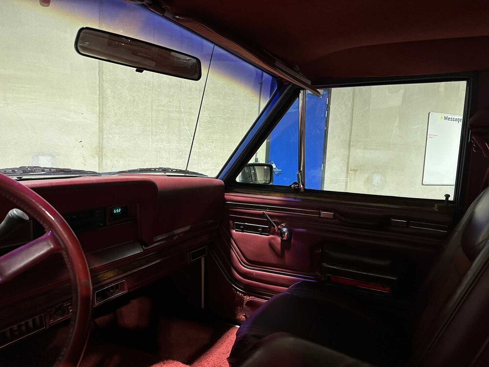 Jeep Wagoneer AMC 5.9 175pk 1982, 52-ZP-BS