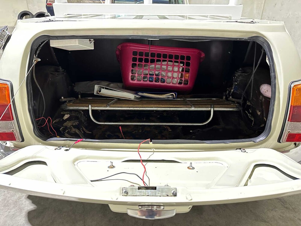 Austin Mini 1000 E Magic 42pk 1988, TD-30-YJ + Aanhanger