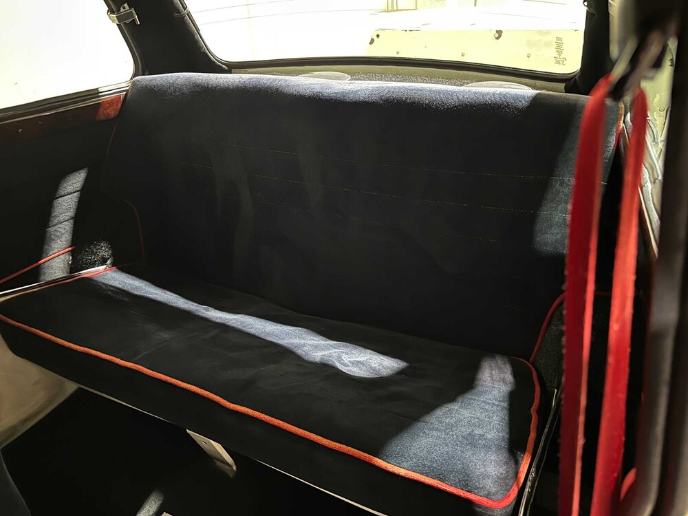 Austin Mini 1000 E Magic 42pk 1988, TD-30-YJ + Aanhanger