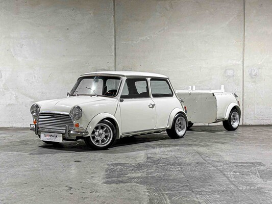 Luxury, sports and classic cars te Tiel