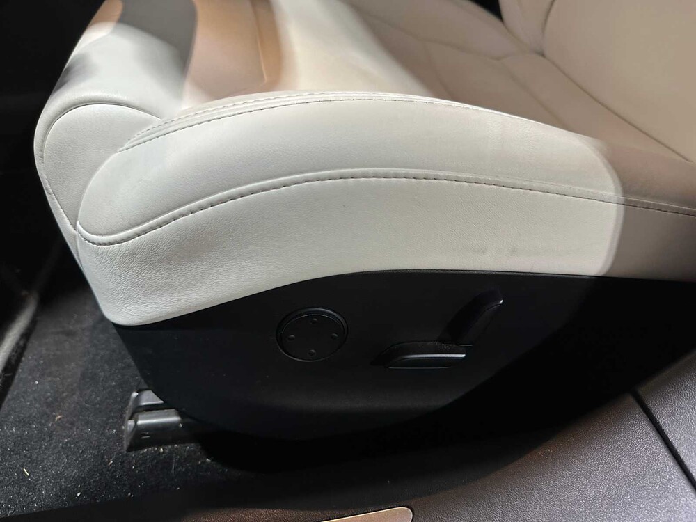 Tesla Model S 100D 417PS 2017 (Original-NL), RK-841-R