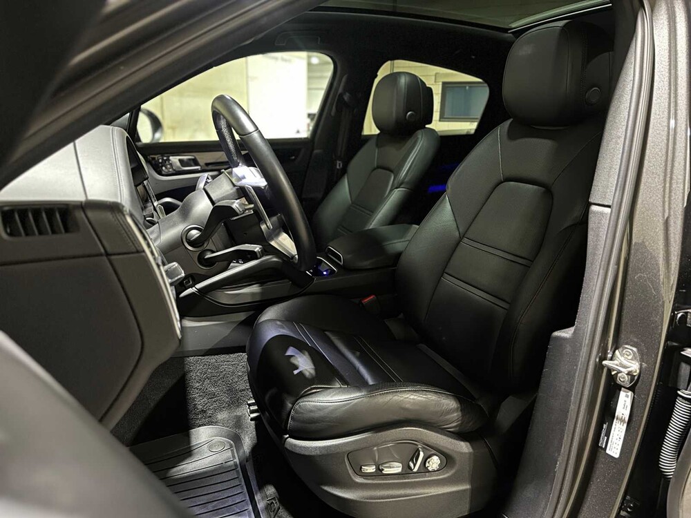 Porsche Cayenne Coupé 3.0 V6 Sport Chrono 340PS 2020, K-288-NG