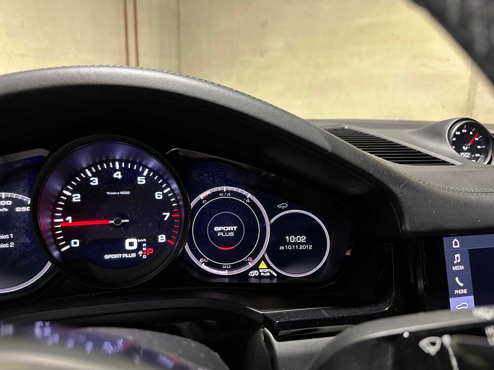 Porsche Cayenne Coupé 3.0 V6 Sport Chrono 340PS 2020, K-288-NG