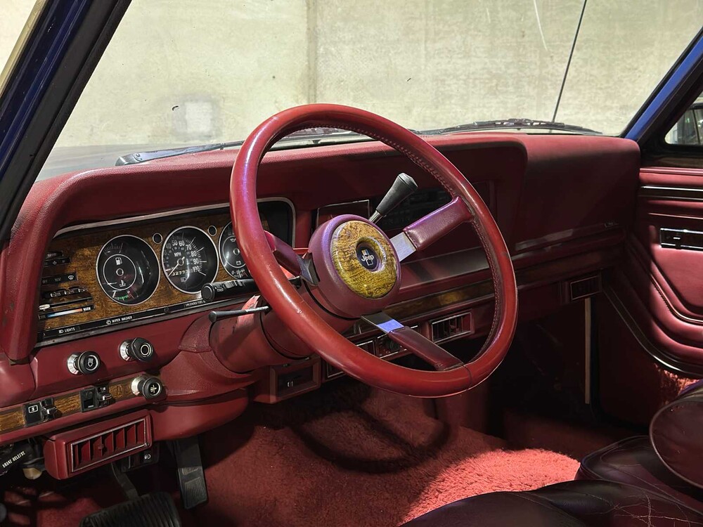 Jeep Wagoneer AMC 5.9 175PS 1982, 52-ZP-BS