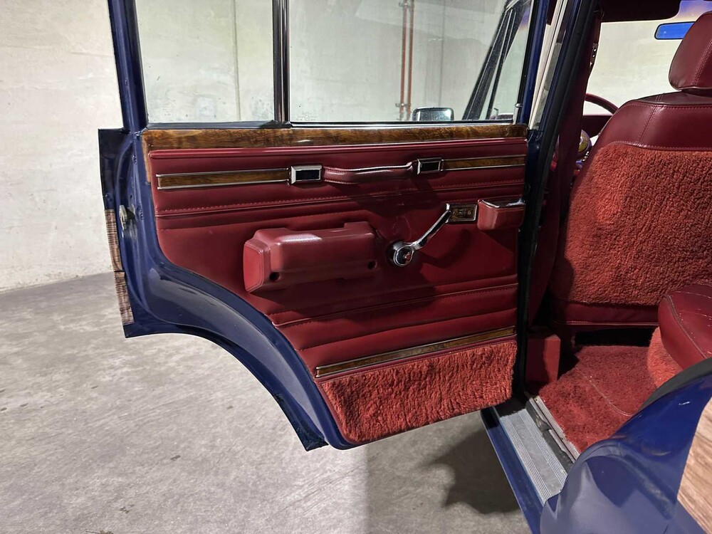 Jeep Wagoneer AMC 5.9 175PS 1982, 52-ZP-BS