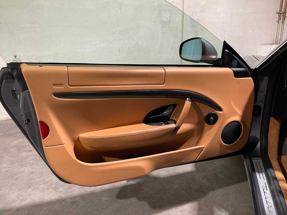 Maserati GranTurismo S 4.7 V8 439PS 2009, N-497-GH