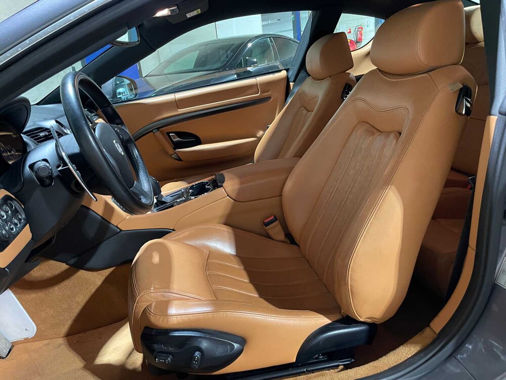 Maserati GranTurismo S 4.7 V8 439PS 2009, N-497-GH