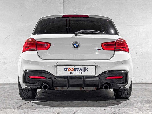 BMW M135i F21 M-Sport 326pk 2016 1-serie, T-503-NB