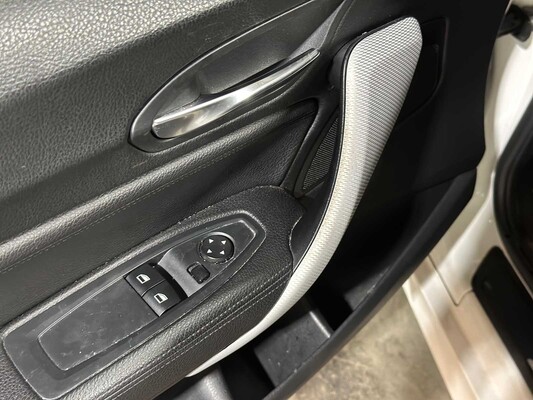 BMW M135i F21 M-Sport 326pk 2016 1-serie, T-503-NB