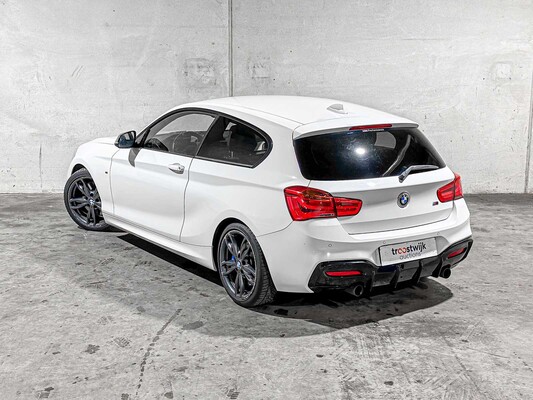BMW M135i F21 M-Sport 326pk 2016 1-serie, T-503-NB