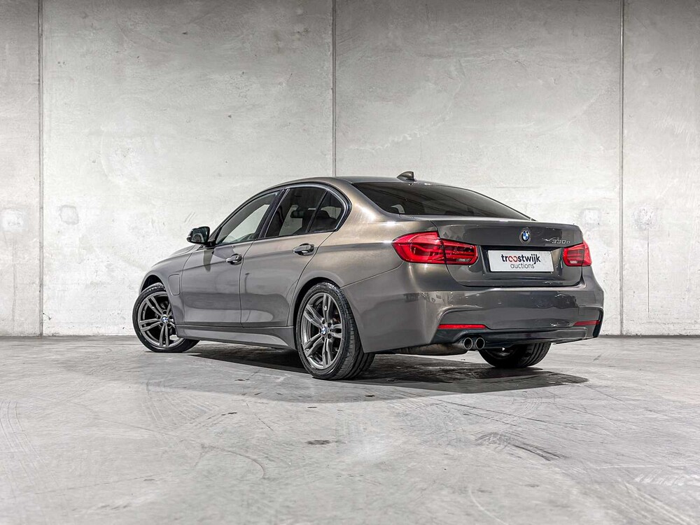 BMW 330e M-Sport F30 184PS 2016 3er, JX-127-V