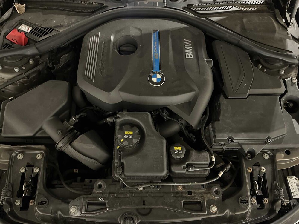 BMW 330e M-Sport F30 184PS 2016 3er, JX-127-V