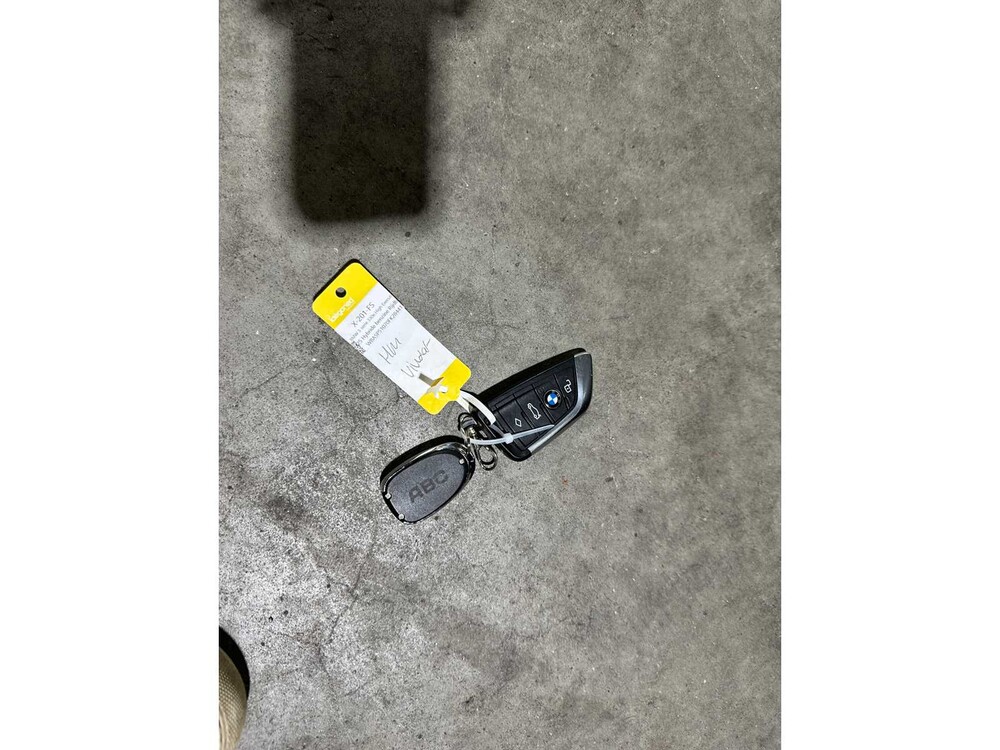 BMW 330e High Executive G20 184PS 2020 3er, X-201-FS