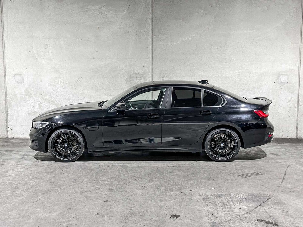BMW 330e High Executive G20 184PS 2020 3er, X-201-FS