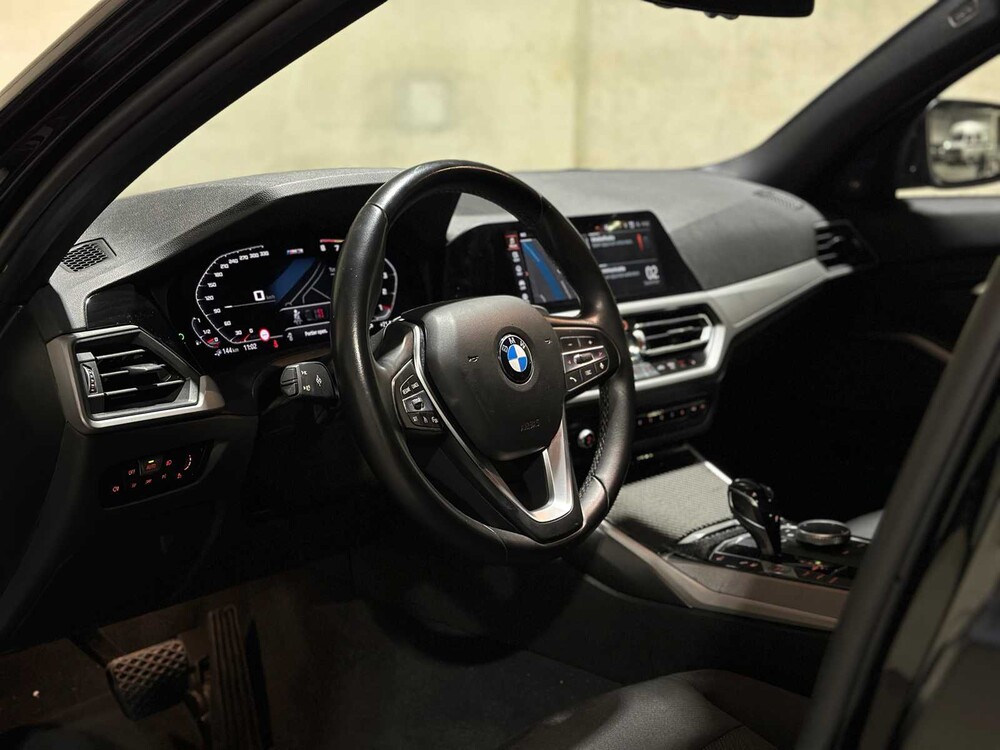 BMW 330e High Executive G20 184PS 2020 3er, X-201-FS