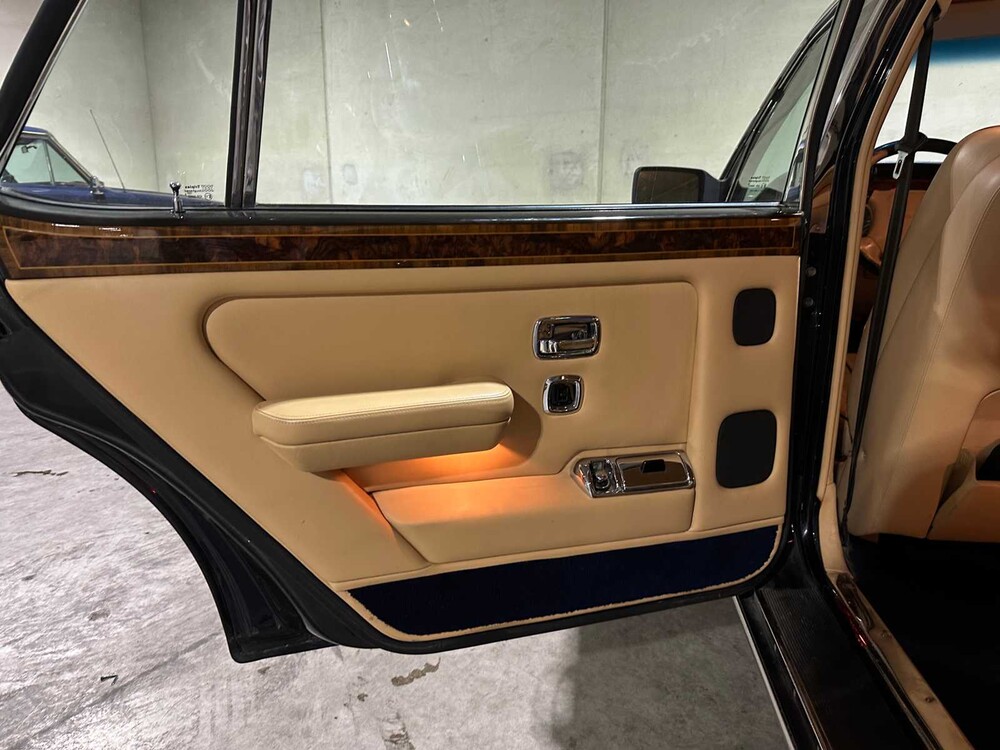 Rolls-Royce Silver Spur 6.8 V8 304PS 1997