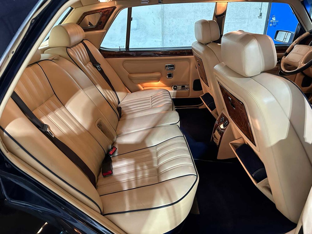 Rolls-Royce Silver Spur 6.8 V8 304PS 1997