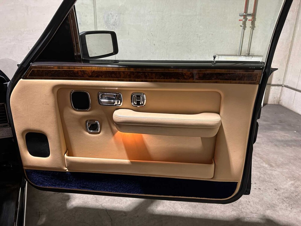 Rolls-Royce Silver Spur 6.8 V8 304PS 1997