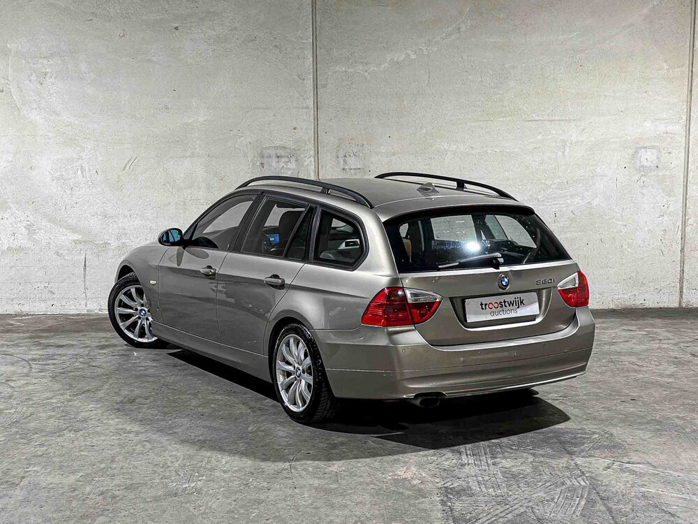 BMW 320i Touring High Executive 170PS 2008 3er, 56-GFT-7