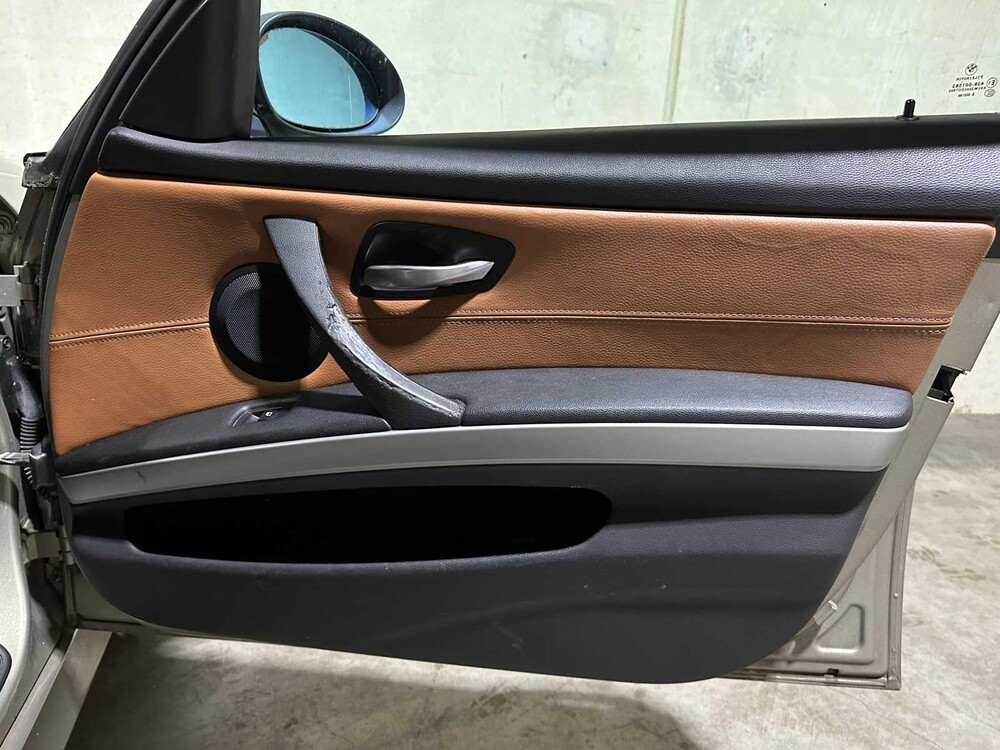 BMW 320i Touring High Executive 170PS 2008 3er, 56-GFT-7