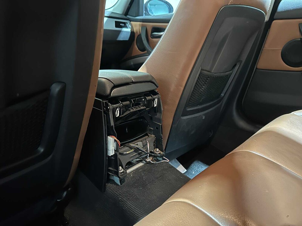 BMW 320i Touring High Executive 170PS 2008 3er, 56-GFT-7