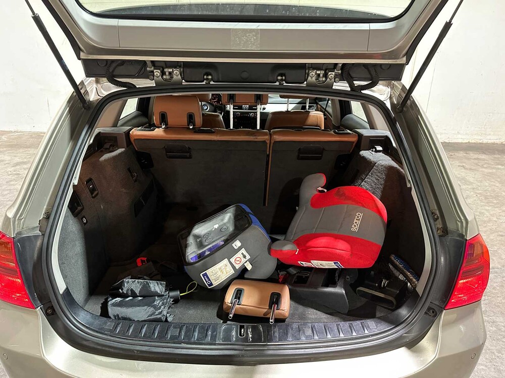 BMW 320i Touring High Executive 170PS 2008 3er, 56-GFT-7