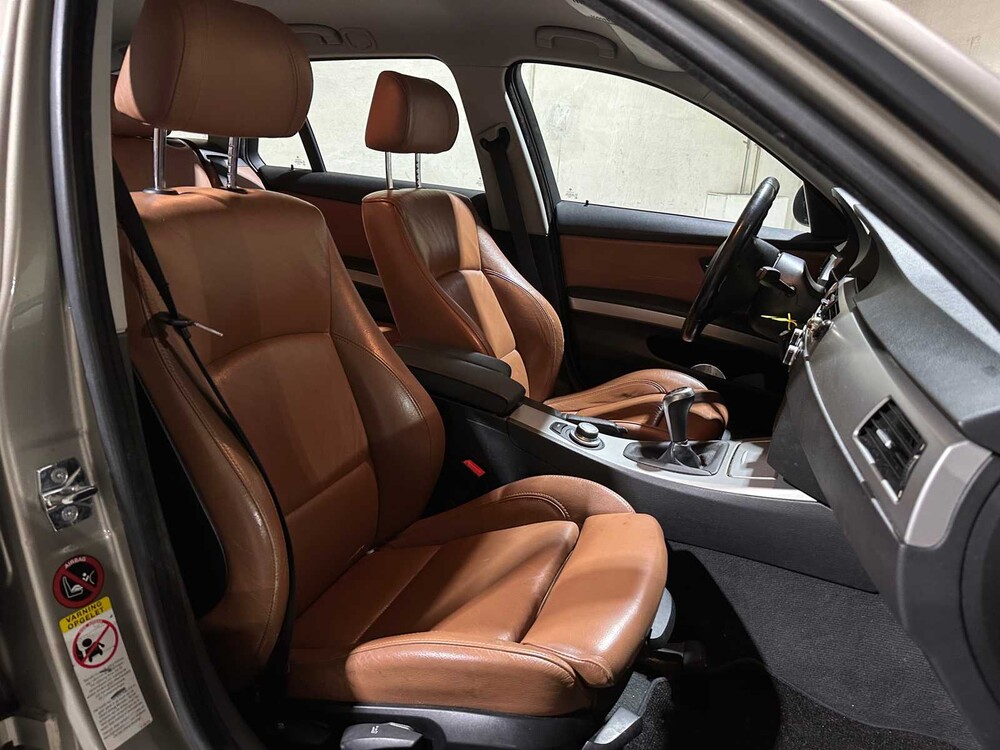 BMW 320i Touring High Executive 170PS 2008 3er, 56-GFT-7