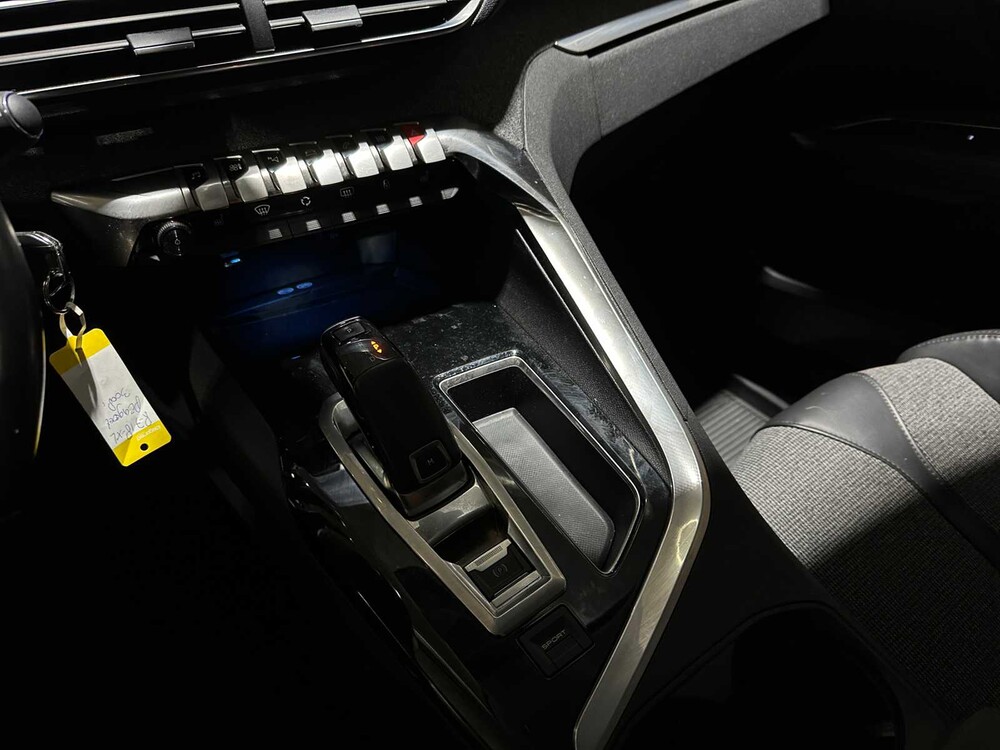 Peugeot 3008 1.2 PureTech Allure 131PS 2017, R-718-XL