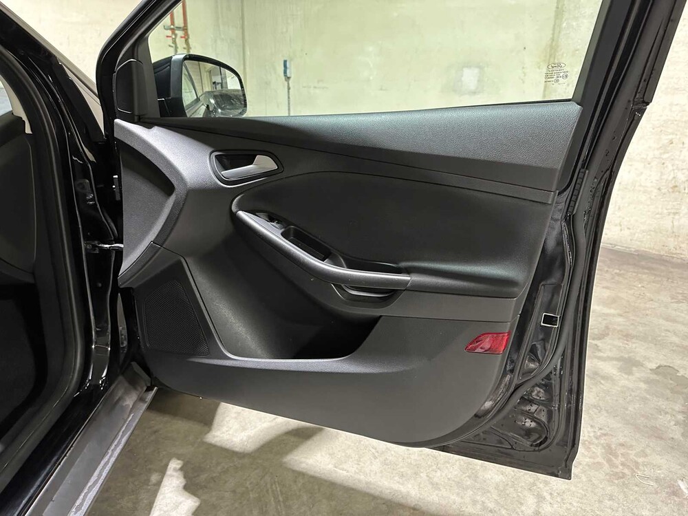 Ford Focus Kombi 1.0 Trend 101PS 2017, NR-178-R