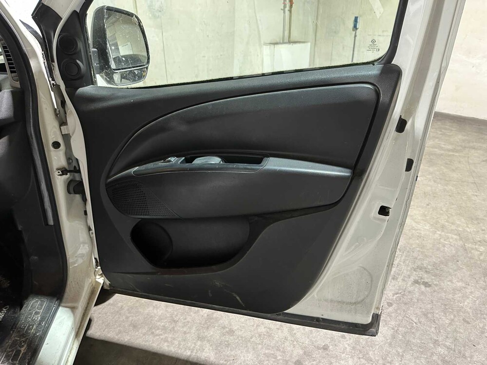 Opel Combo 1.3 CDTi Sport Nutzfahrzeug 2017, V-743-DS