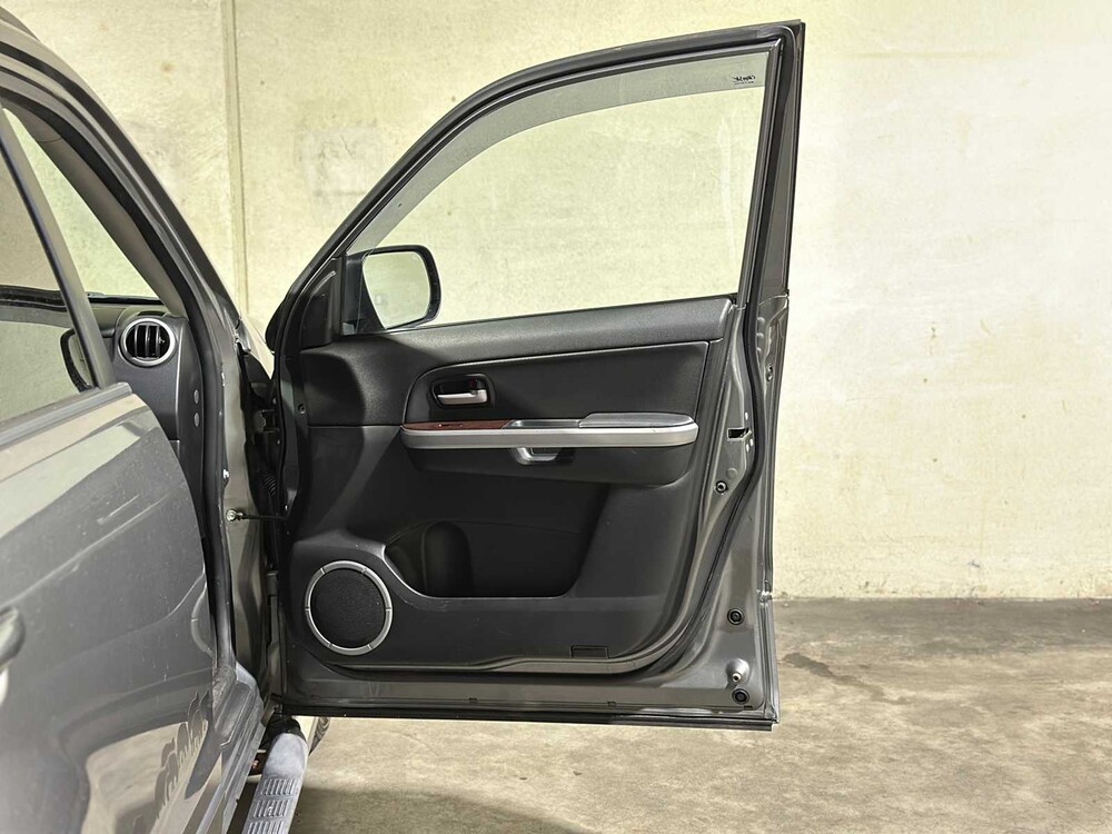 Suzuki Grand Vitara 1.9 High Executive 129PS 2007, 22-XN-RS