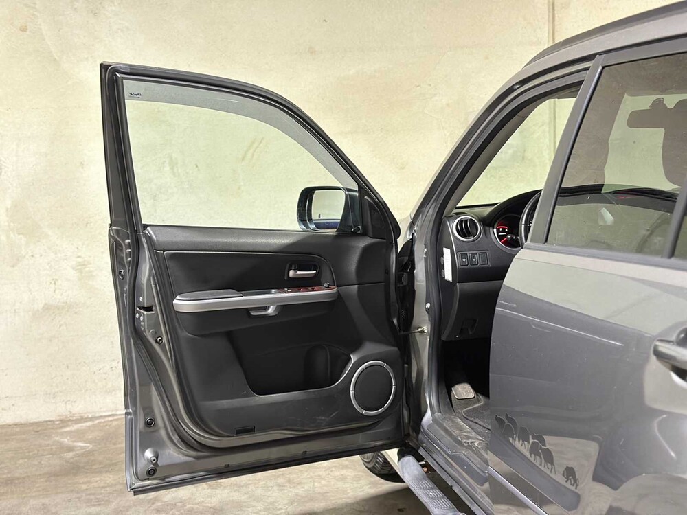 Suzuki Grand Vitara 1.9 High Executive 129PS 2007, 22-XN-RS