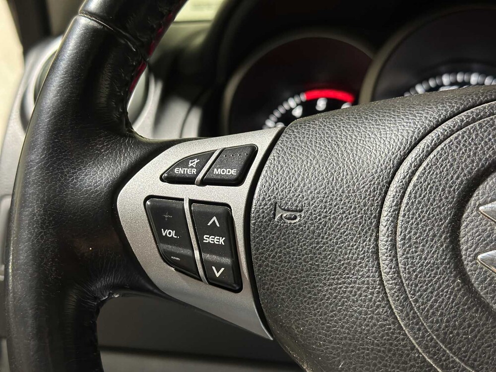 Suzuki Grand Vitara 1.9 High Executive 129PS 2007, 22-XN-RS