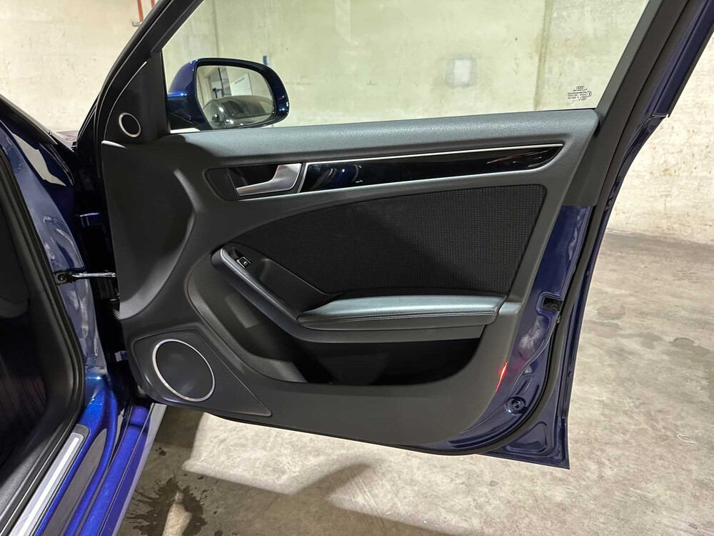 Audi A4 Avant 1.8 TFSI Business Edition 170PS 2015, 1-ZKJ-07