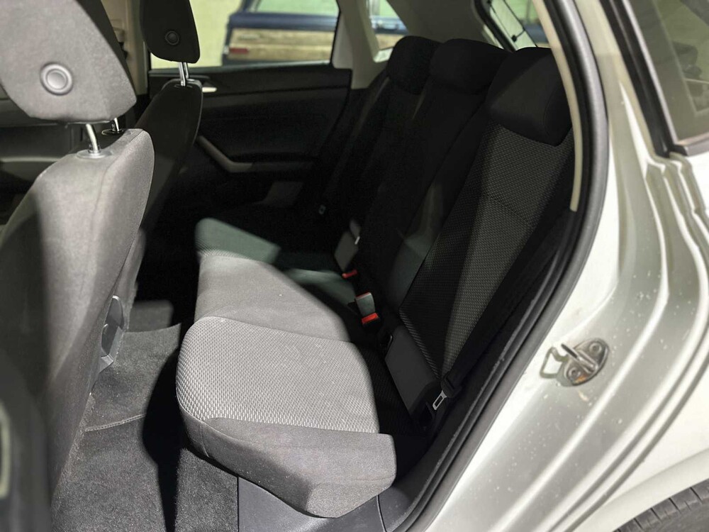 Volkswagen Polo 1.0 MPI Trendline 2018, J-227-SF