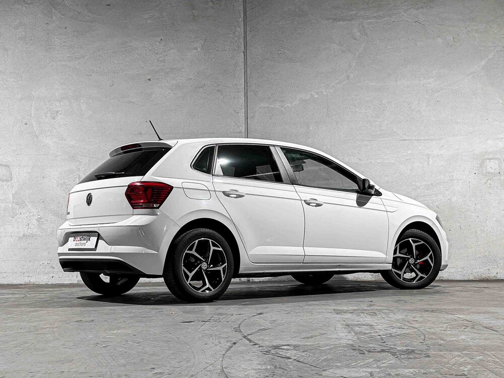Volkswagen Polo 1.0 MPI Trendline 2018, J-227-SF