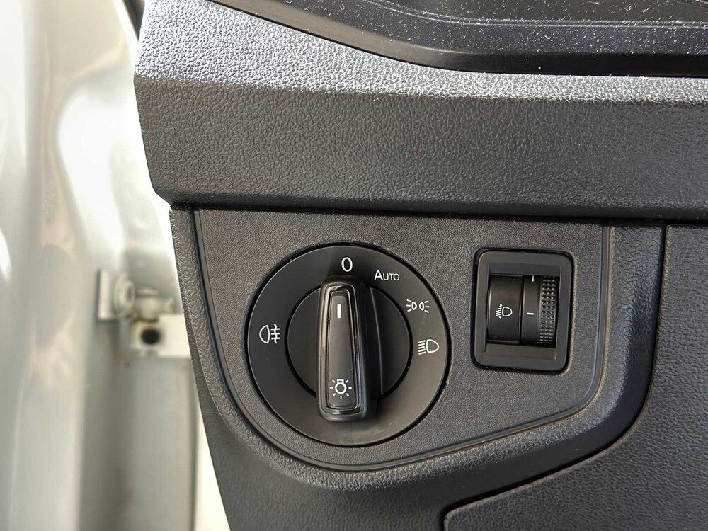 Volkswagen Polo 1.0 MPI Trendline 2018, J-227-SF