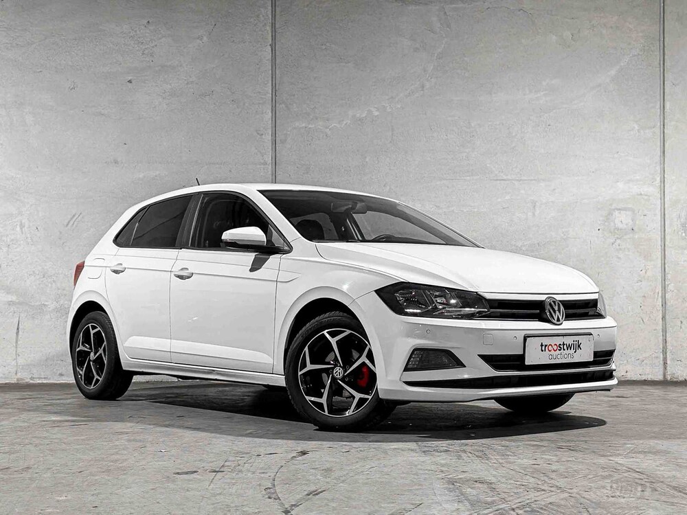 Volkswagen Polo 1.0 MPI Trendline 2018, J-227-SF