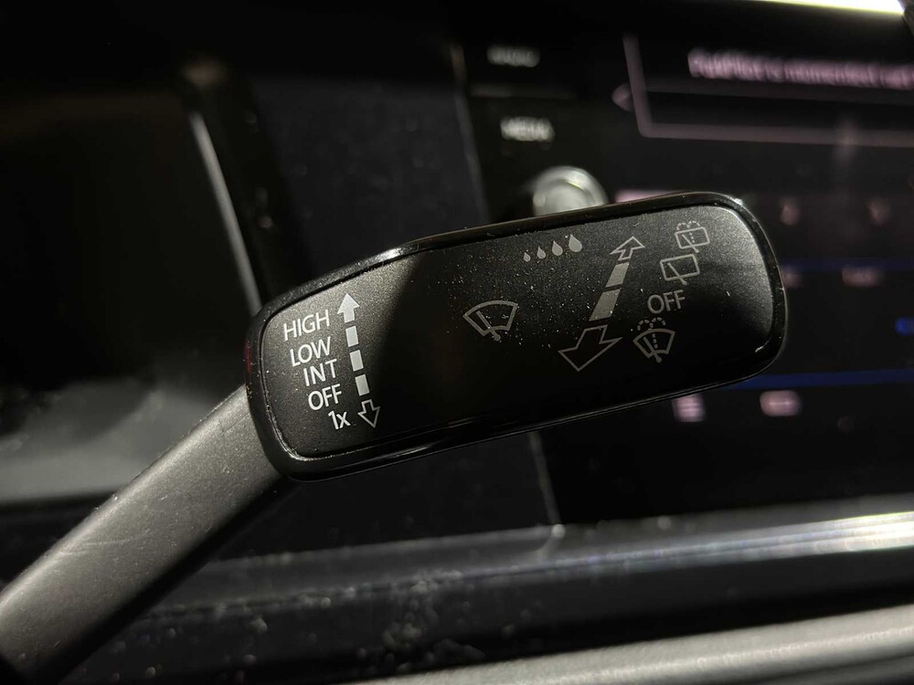 Volkswagen Polo 1.0 MPI Trendline 2018, J-227-SF