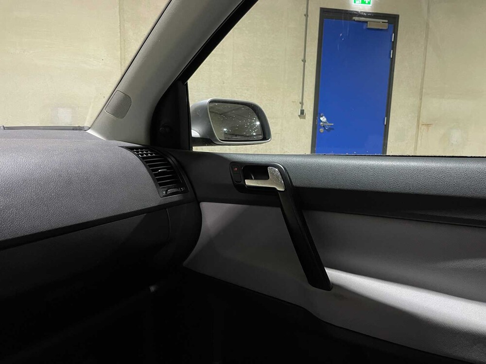 Volkswagen Polo 1.4-16V FUN 101PS 2005, 47-RF-TX