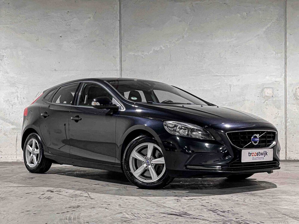 Volvo V40 2.0 D4 Kinetic Business 190PS 2014, 7-XZP-57