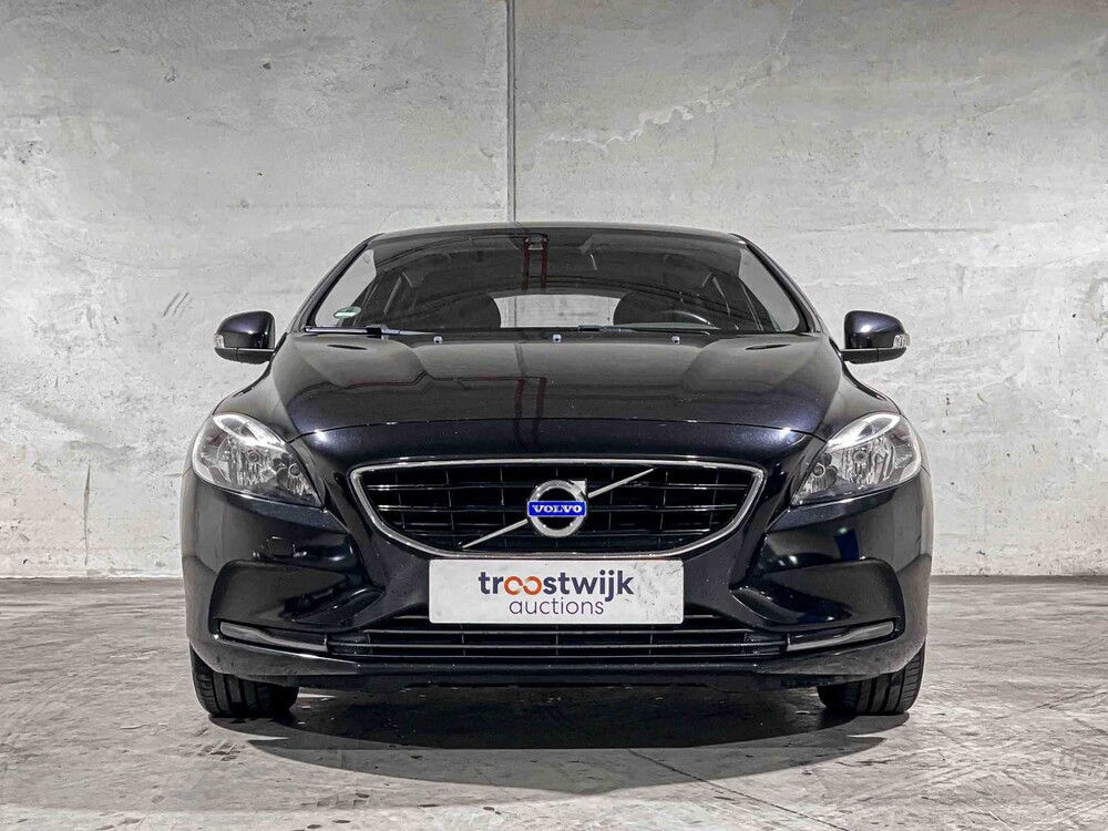 Volvo V40 2.0 D4 Kinetic Business 190PS 2014, 7-XZP-57
