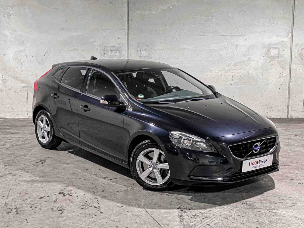Volvo V40 2.0 D4 Kinetic Business 190PS 2014, 7-XZP-57