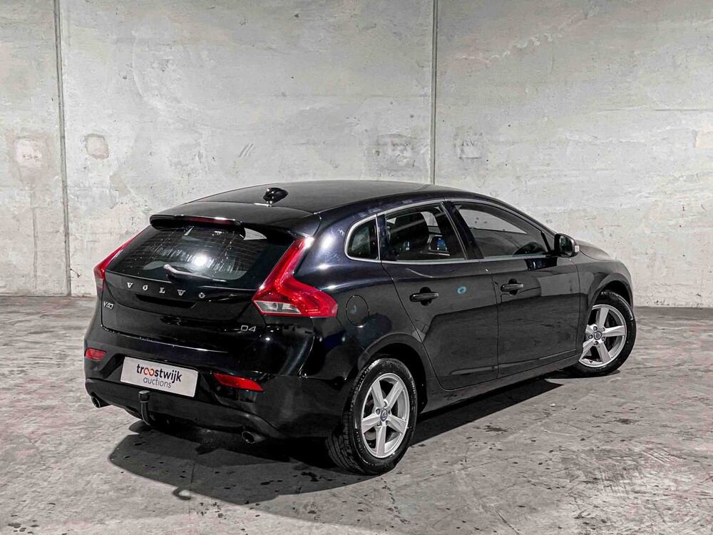 Volvo V40 2.0 D4 Kinetic Business 190PS 2014, 7-XZP-57