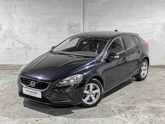 Volvo V40 2.0 D4 Kinetic Business 190pk 2014, 7-XZP-57
