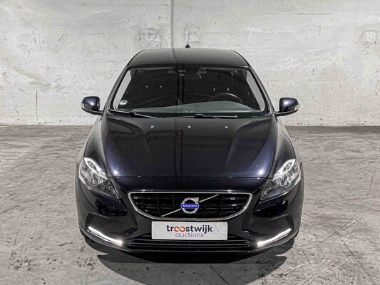 Volvo V40 2.0 D4 Kinetic Business 190pk 2014, 7-XZP-57