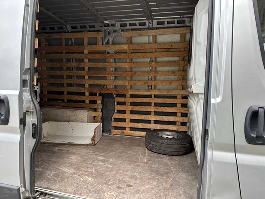 Peugeot Boxer 333 2.0 HDI Pro 131pk 2019 Bedrijfswagen, VDL-40-B