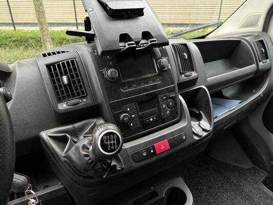 Peugeot Boxer 333 2.0 HDI Pro 131pk 2019 Bedrijfswagen, VDL-40-B