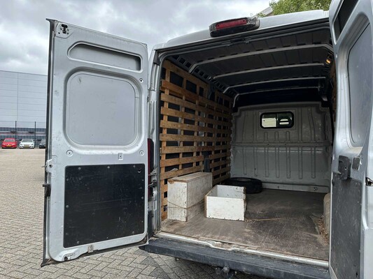 Peugeot Boxer 333 2.0 HDI Pro 131pk 2019 Bedrijfswagen, VDL-40-B